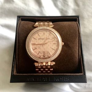 ⏰FLASH SALE ⏰ Michael Kors watch